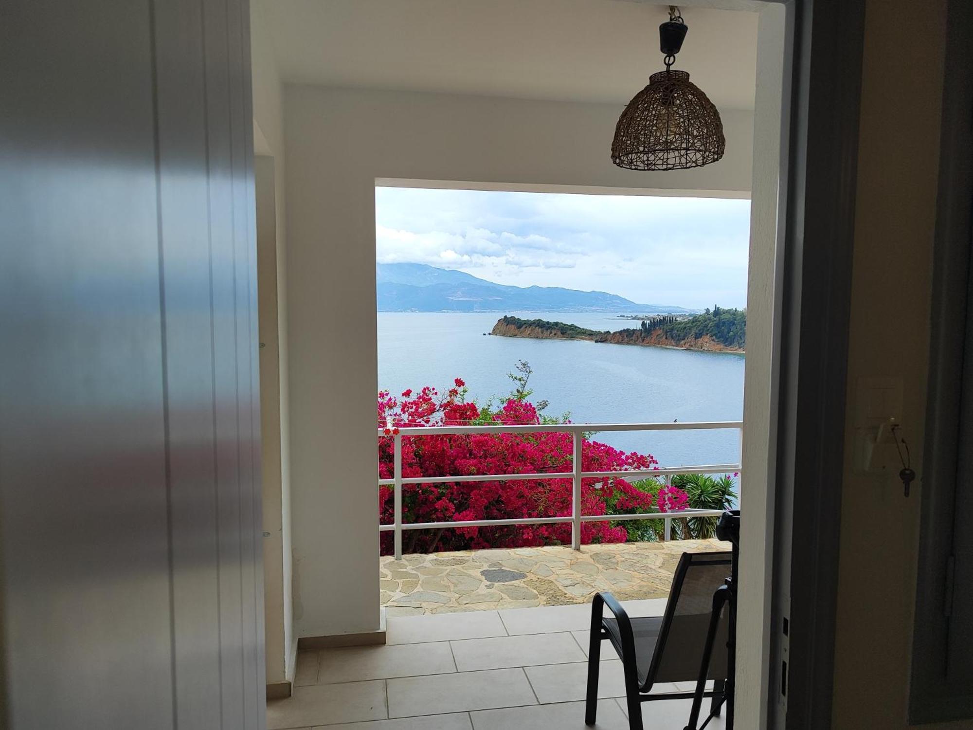 Thea Monastiraki Bed & Breakfast ภายนอก รูปภาพ