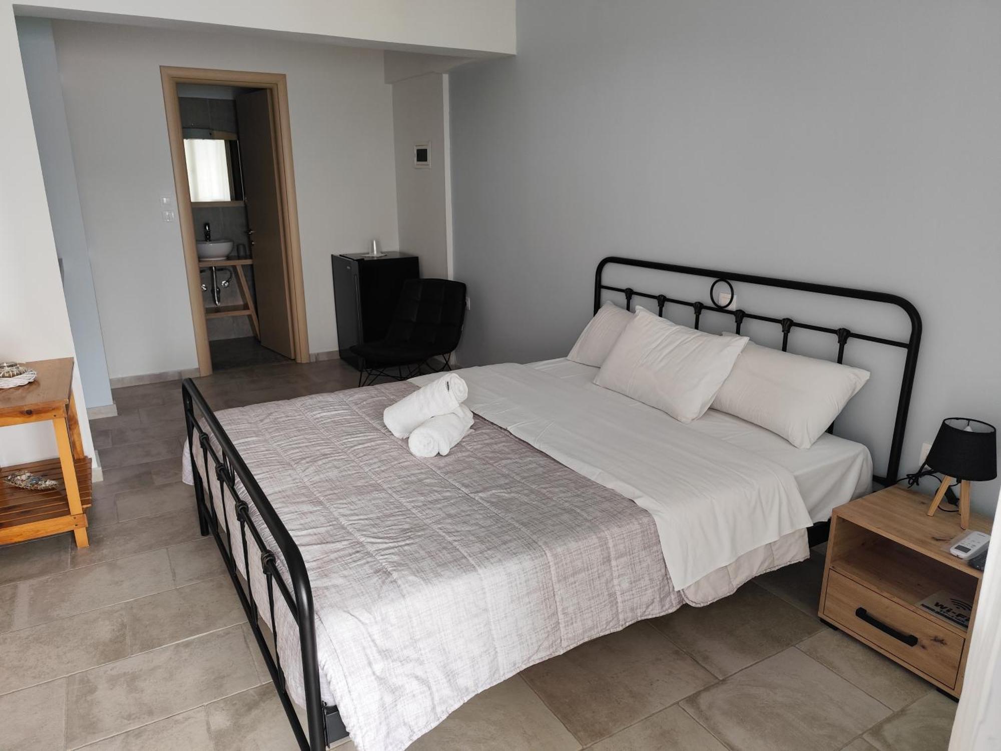 Thea Monastiraki Bed & Breakfast ภายนอก รูปภาพ